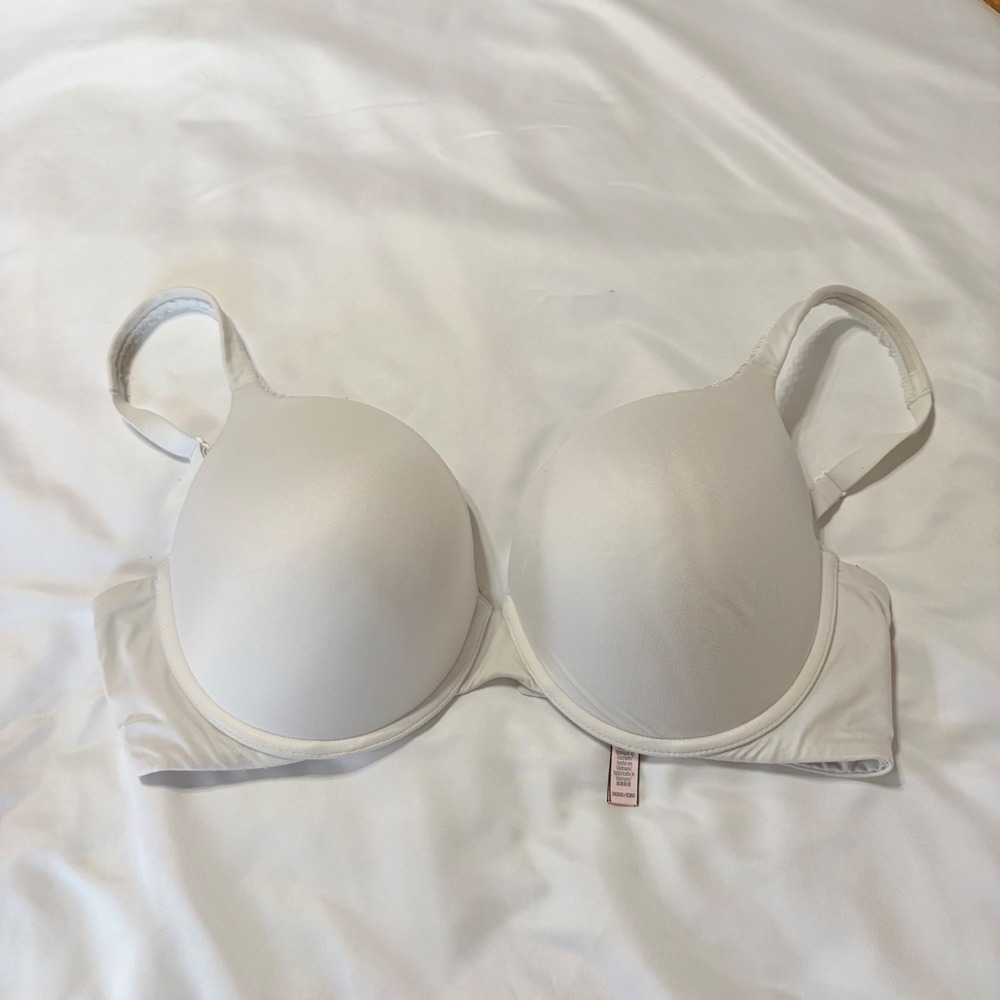 Victoria's Secret Body By Victoria Perfect Shape Bra White 36DD Full Coverage